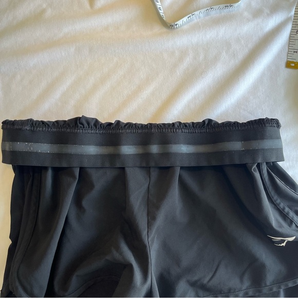 TRAINING LOOSE FIT SHORTS - Picture 4 of 14
